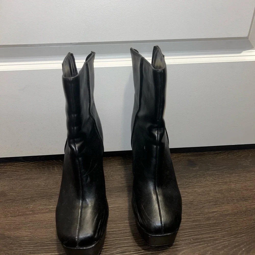 Platform boot - Picture 5 of 5